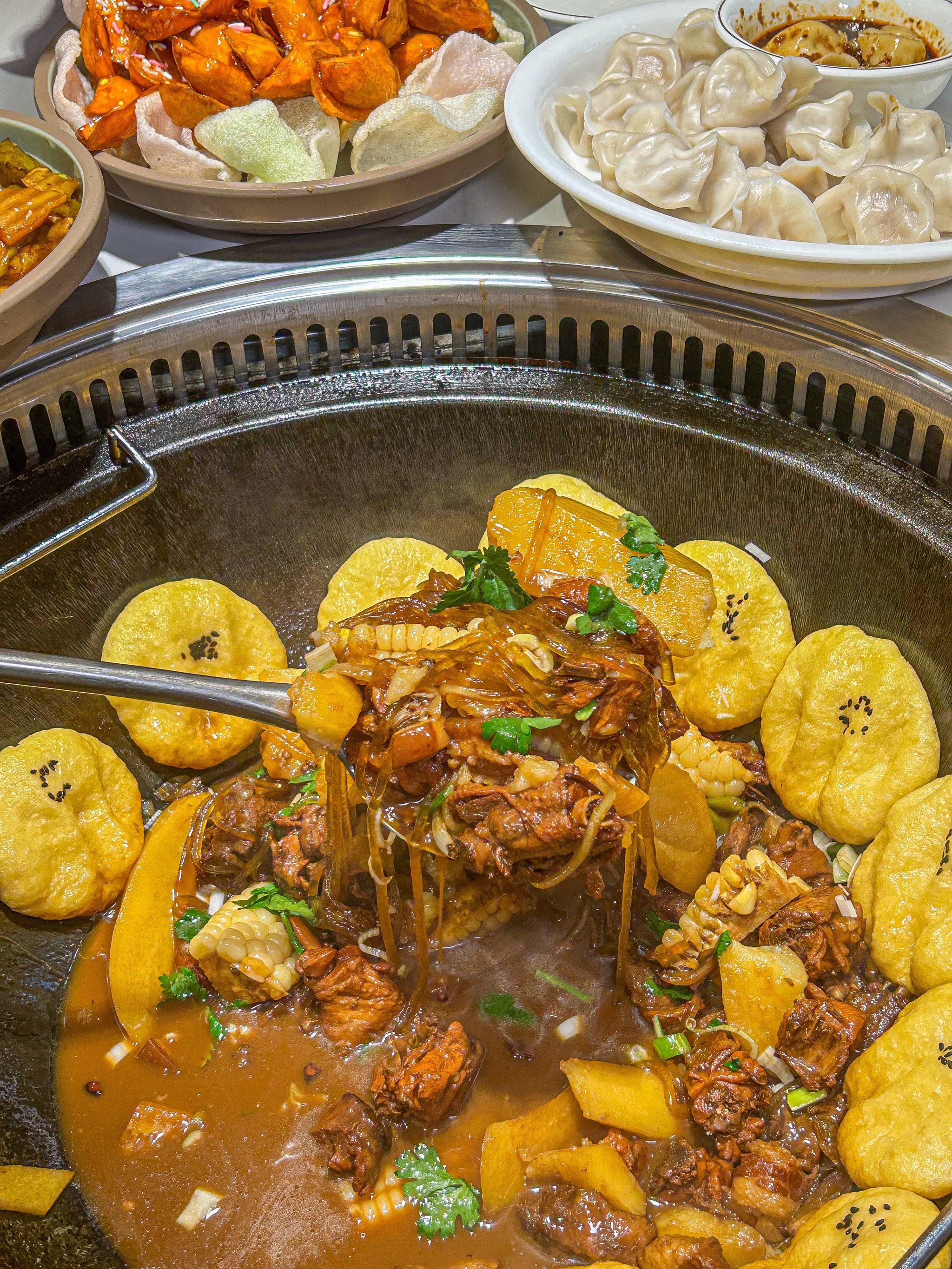 铁锅炖都有什么特色菜(铁锅炖都有什么特色菜好吃)