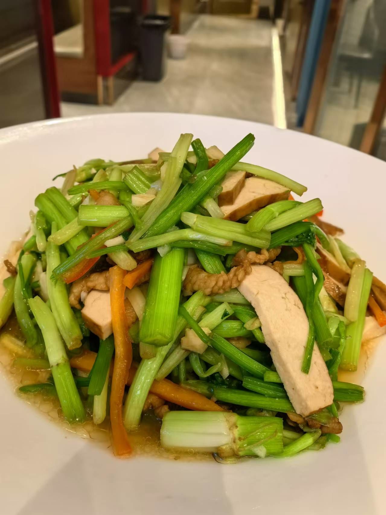 西芹炒豆腐干家常做法(西芹炒豆腐干家常做法大全)