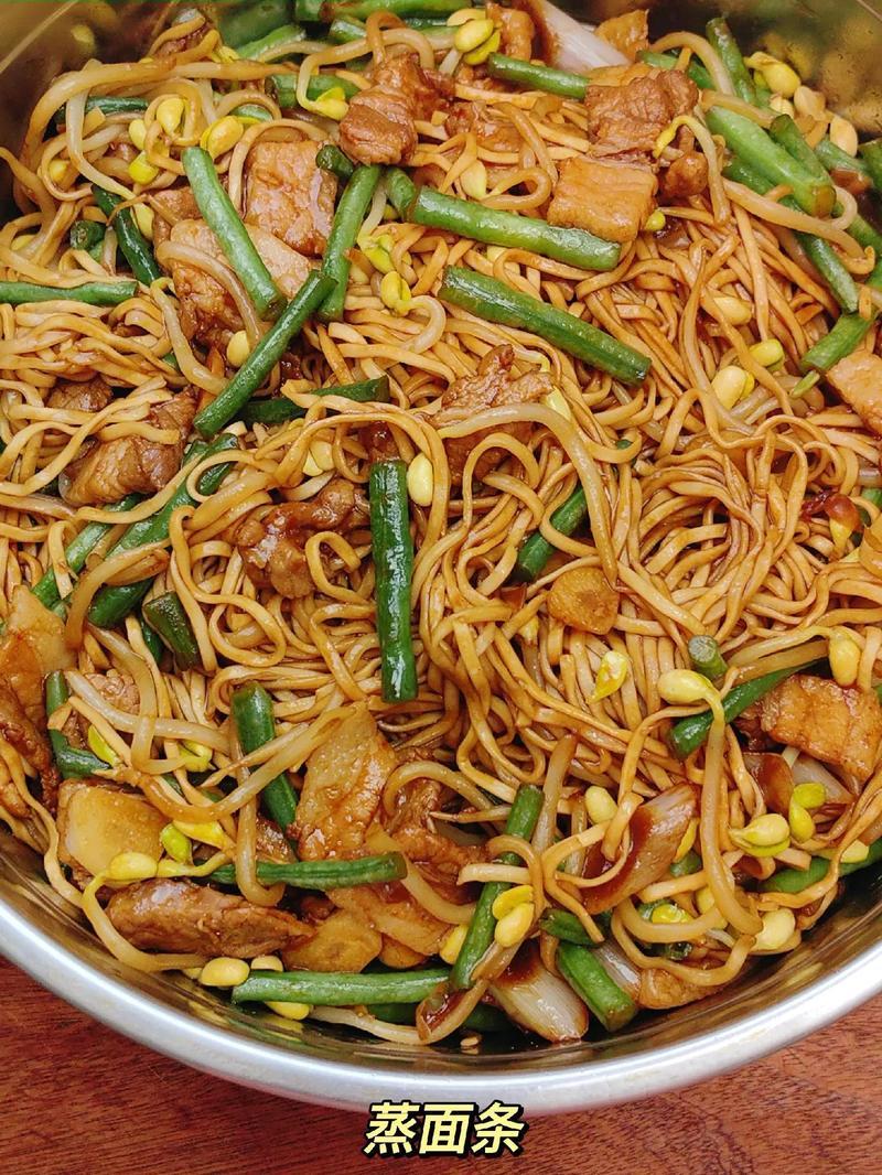 扁豆焖面的家常做法(闷面条的家常做法过程)