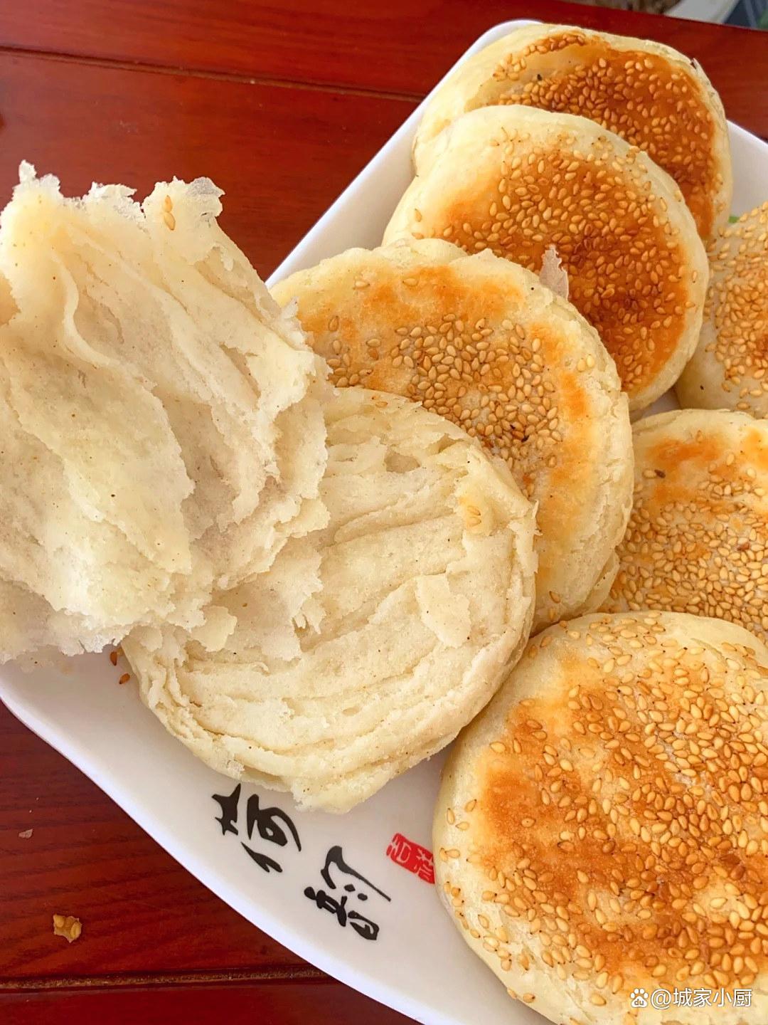 家常烧饼(家常烧饼酥脆多层做法)