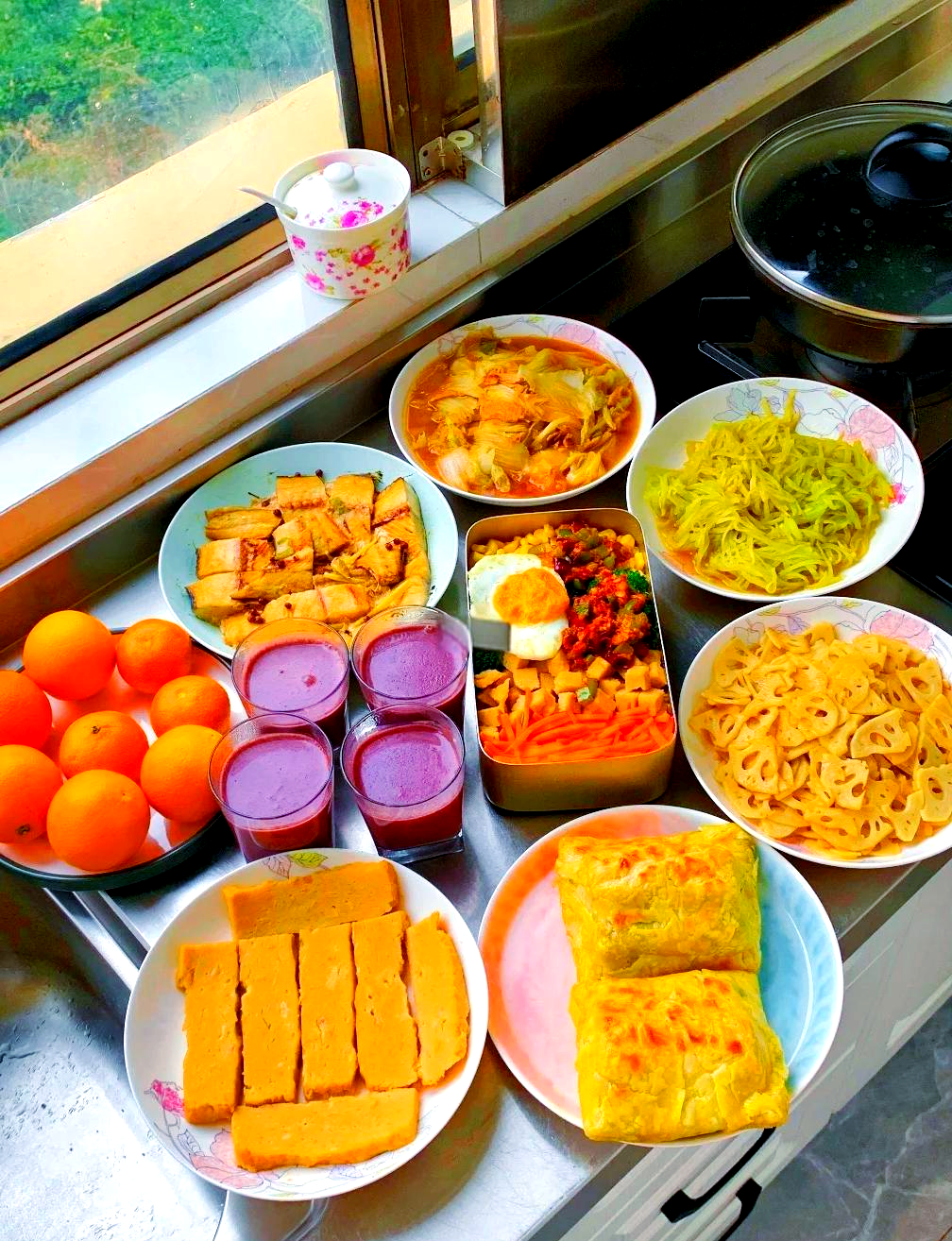 自制特色午餐(怎么自制午餐肉窍门)