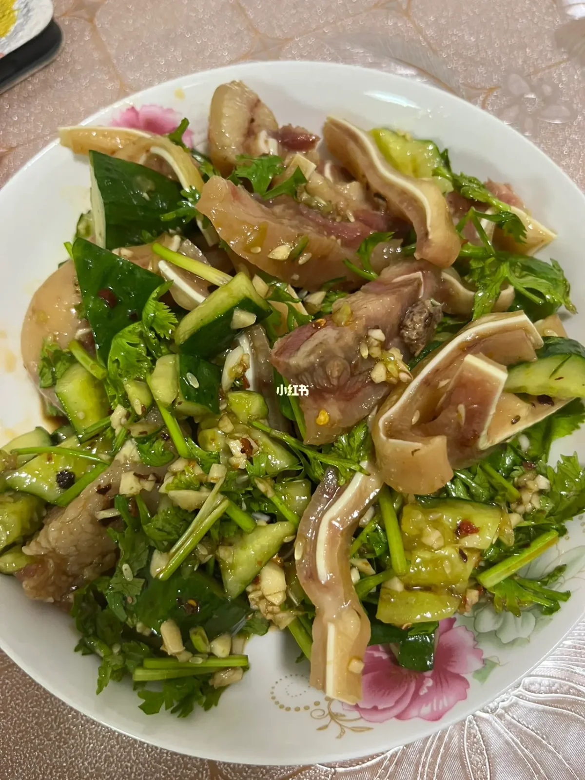 凉菜猪耳朵黄瓜(凉拌黄瓜猪耳朵调料汁做法)