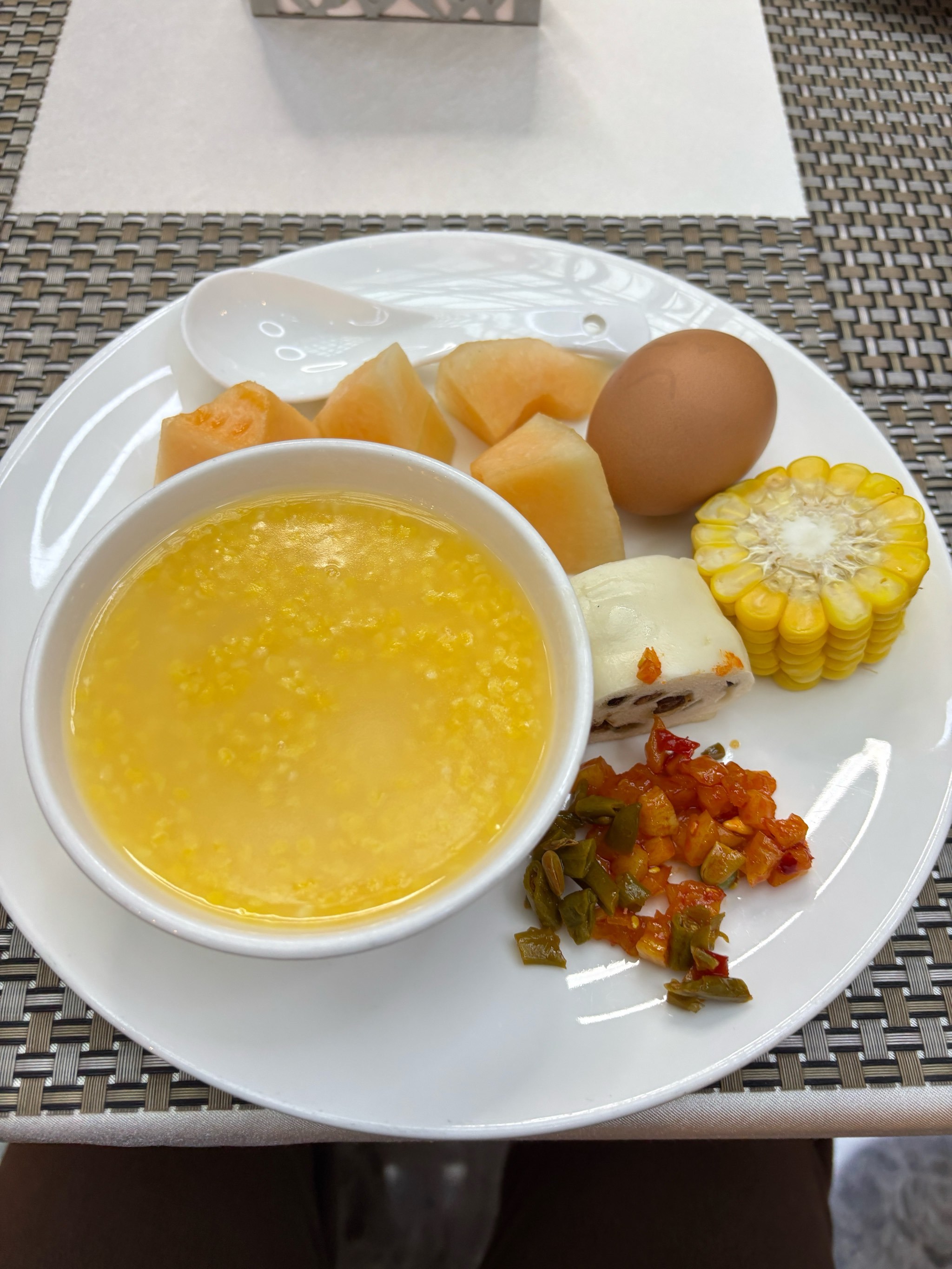 蛋白高的早餐(蛋白高的早餐吃什么好)