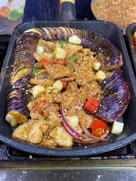 找特色铁板菜(铁板菜有哪些特色菜) 找特色铁板菜(铁板菜有哪些特色菜)