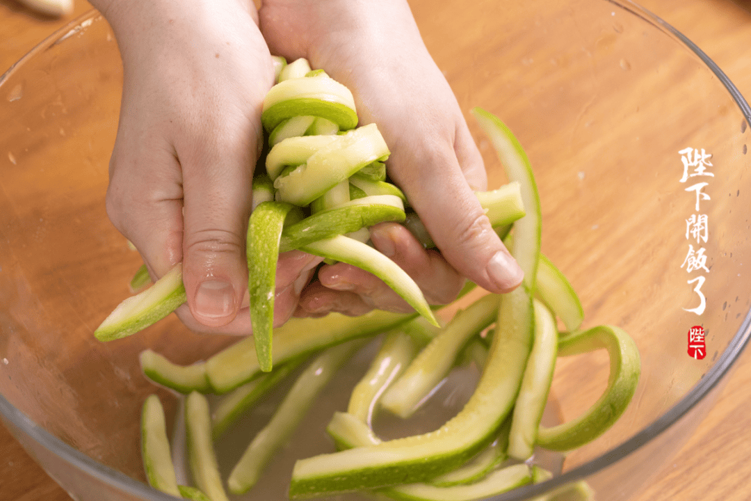素菜过水去油怎么做(素菜过水去油怎么做视频) 素菜过水去油怎么做(素菜过水去油怎么做视频)
