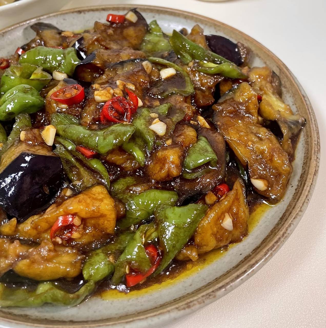 烧茄子的家常做法茄子(烧茄子的家常做法外酥里嫩)