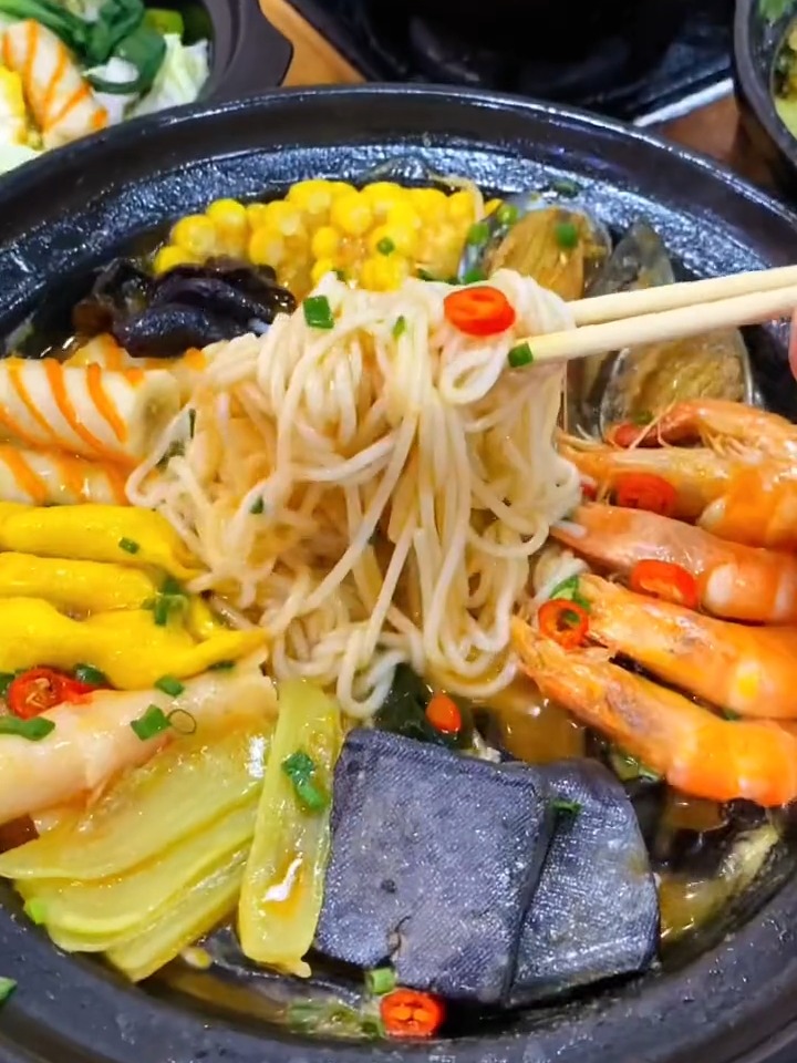 砂锅素菜拼盘(砂锅素菜拼盘的做法)