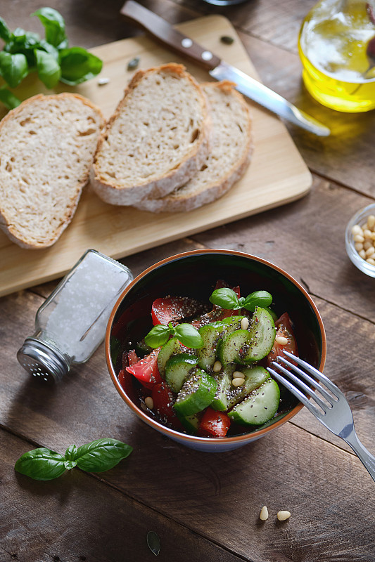 素菜纯素沙拉(素食沙拉都有些什么菜)