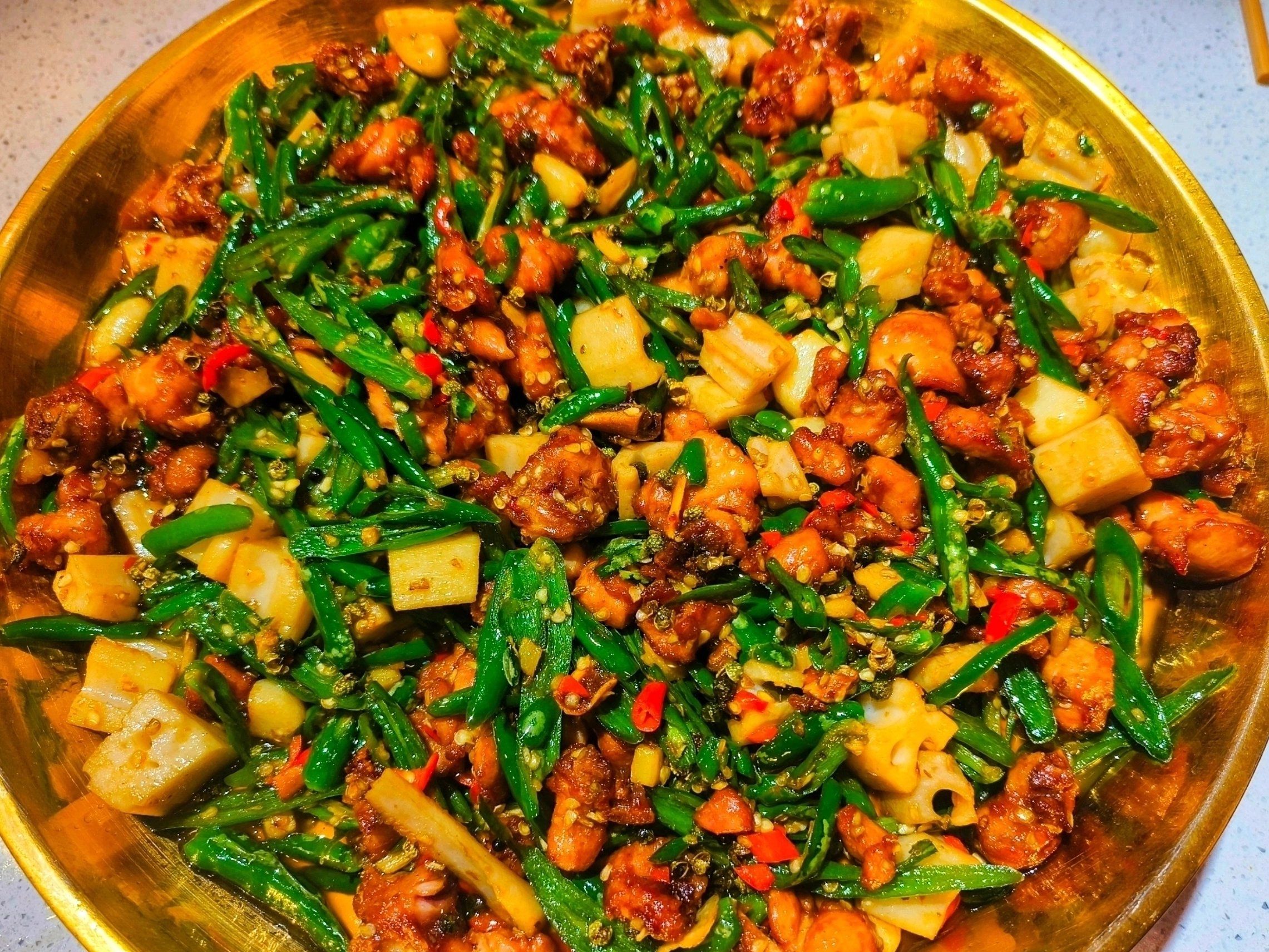 四川尖椒鸡家常做法(四川尖椒鸡家常做法大全)