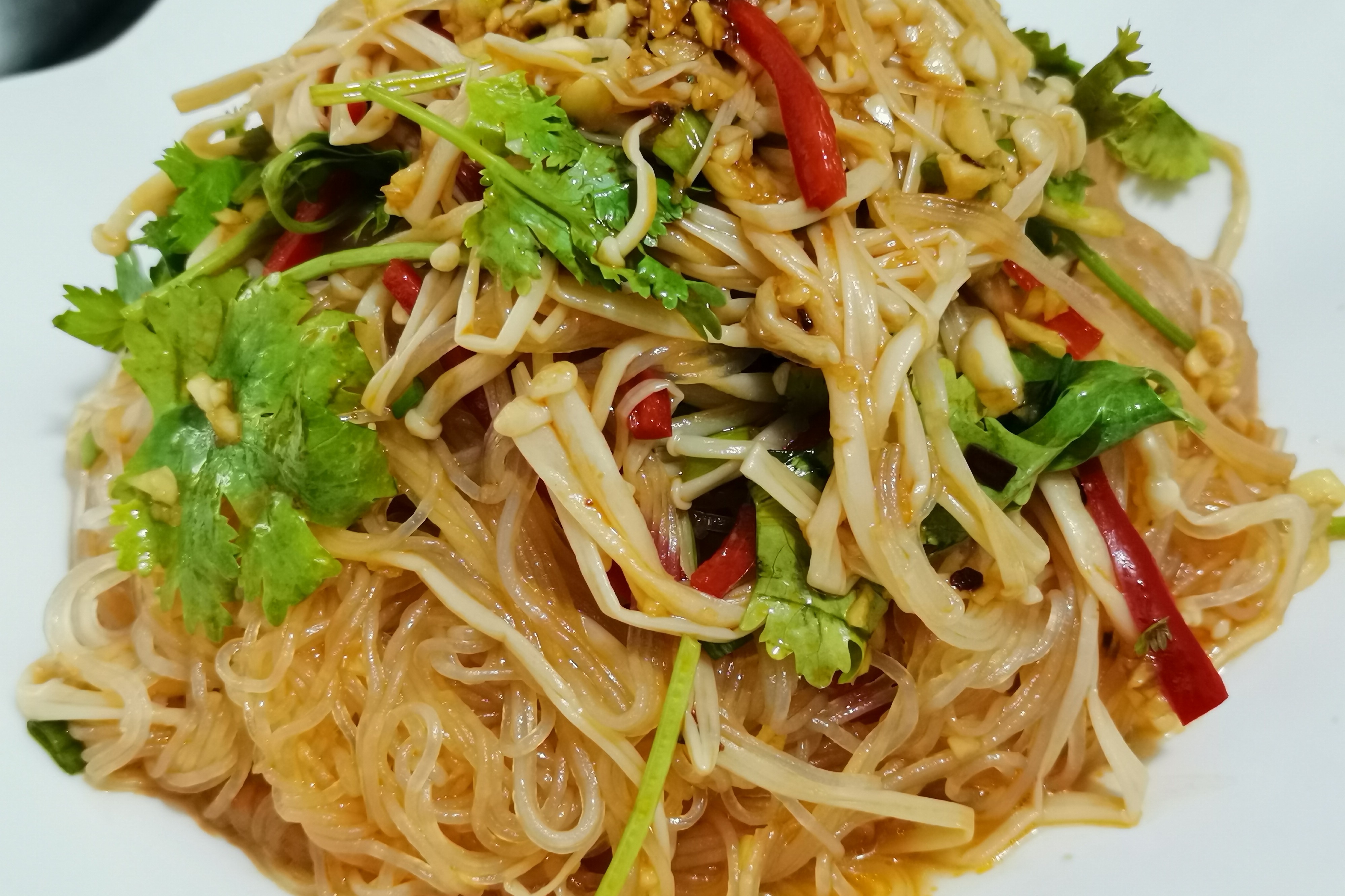 粉丝凉菜咋做(粉丝凉菜菜谱大全带图片)