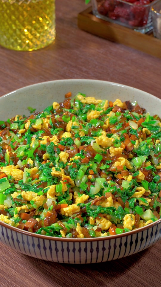 鸡蛋香菇素菜蒸饺(香菇鸡蛋素馅饺子的做法)