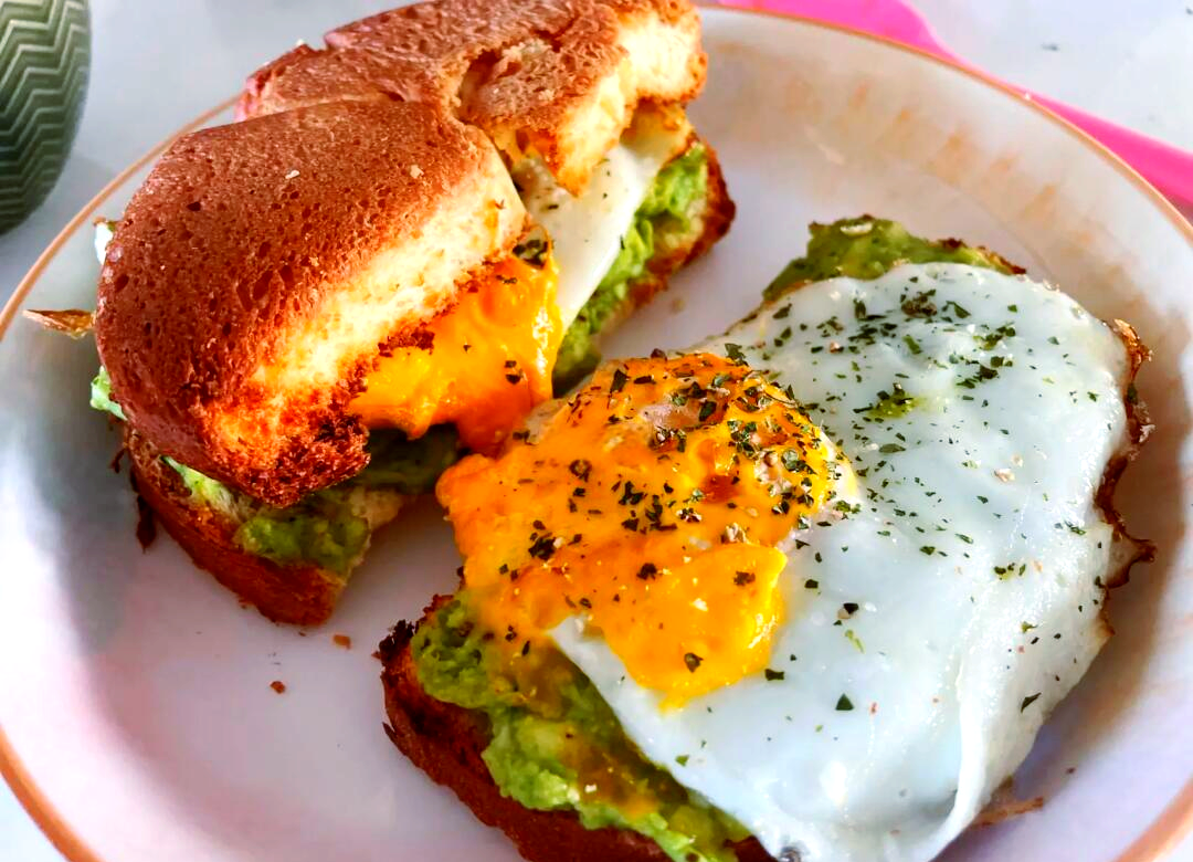 牛油果丰胸早餐(牛油果丰胸怎么吃)