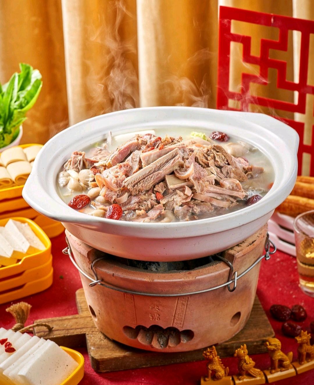 宁夏特色羊肉(宁夏有名的羊肉叫什么名字)