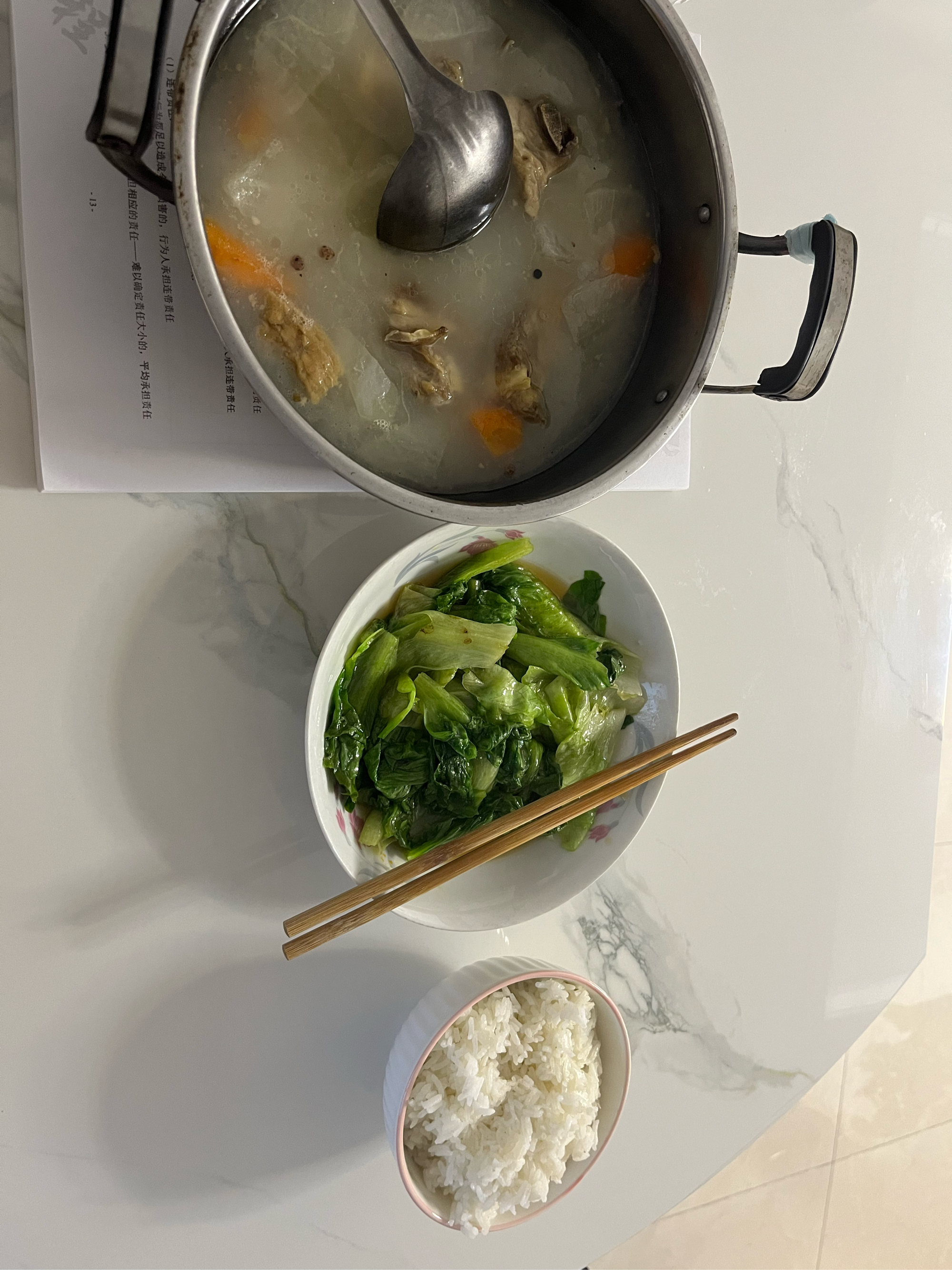 早餐和晚餐(早餐和晚餐只吃苹果中午正常可以吗) 早餐和晚餐(早餐和晚餐只吃苹果中午正常可以吗)