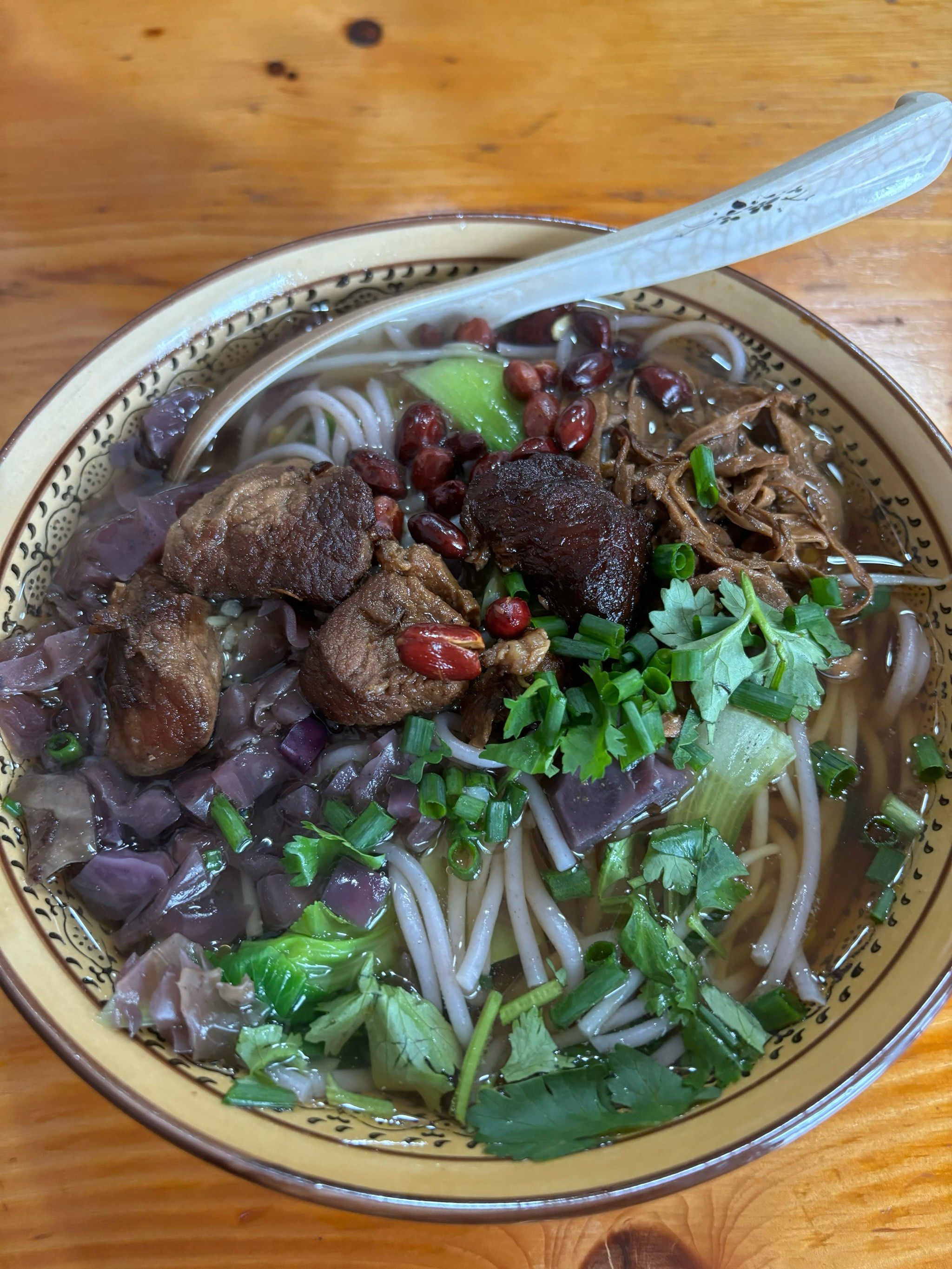 云南早餐米线(云南早餐米线肉帽子)