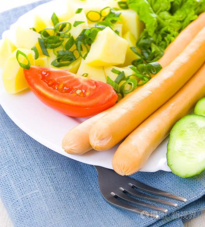 香肠和什么素菜(香肠和什么素菜一起炒)