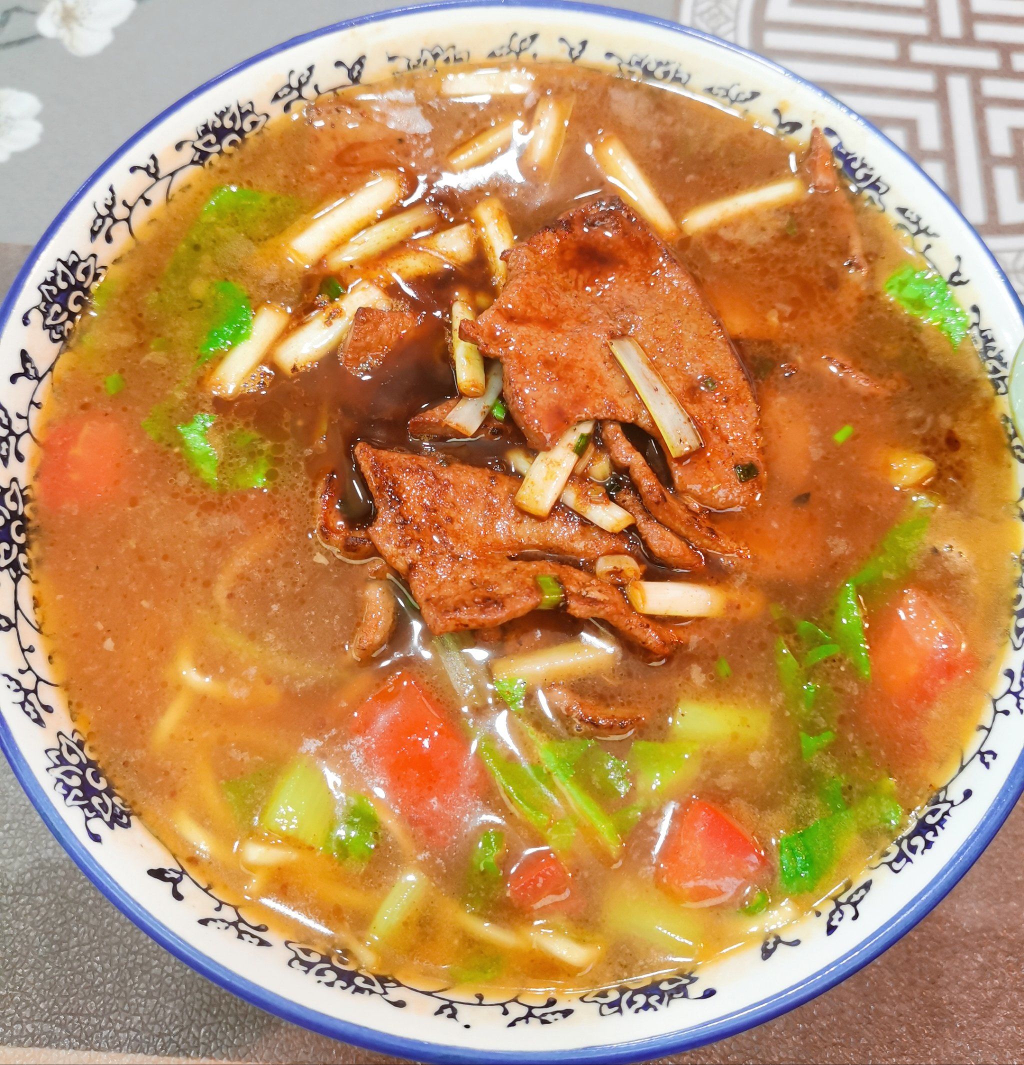 特色猪肝面的做法大全(猪肝面怎么做才能又嫩又脆)