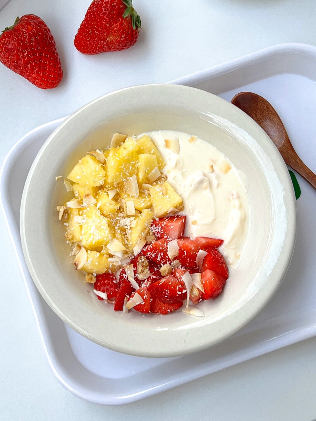 酸奶怎样做早餐(酸奶怎样做早餐视频) 酸奶怎样做早餐(酸奶怎样做早餐视频)