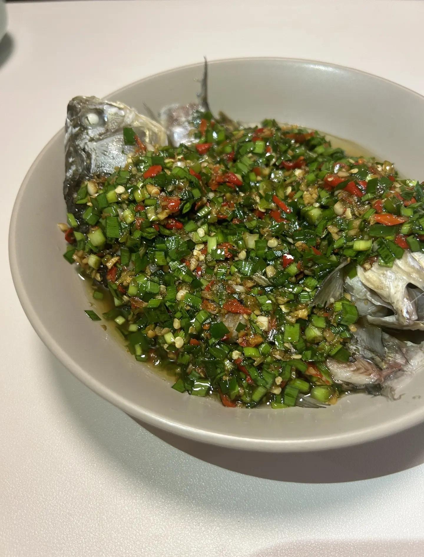 凉菜鲫鱼图片(最美家常菜凉拌鲫鱼)