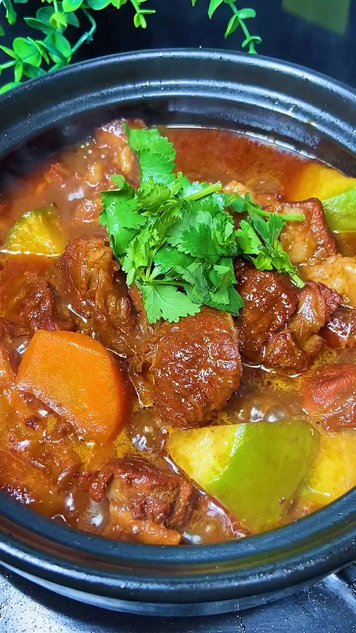 红焖羊肉家常做法大全(红焖羊肉家常做法大全窍门)