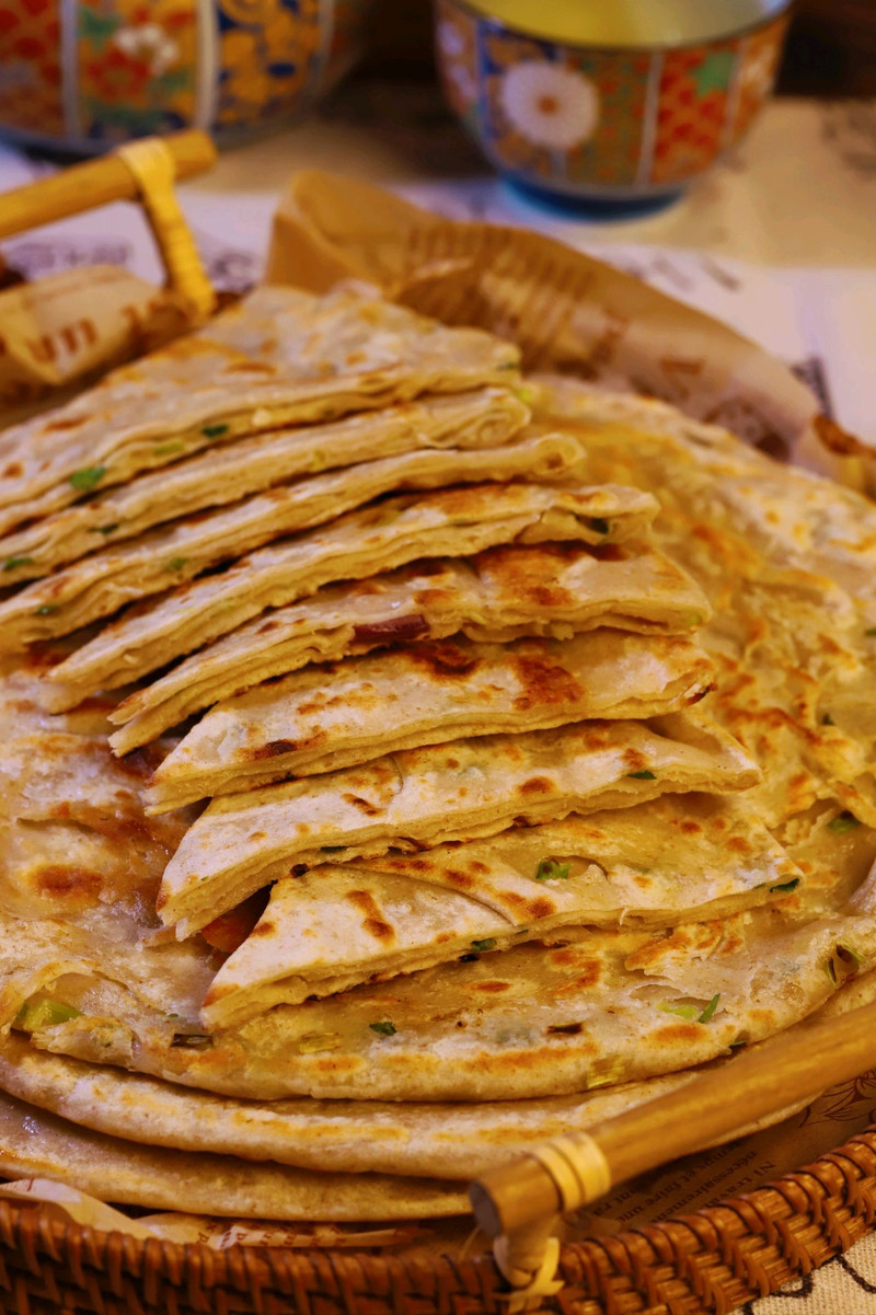 台湾小吃葱油饼的做法(台湾葱油饼的面怎么和的?)