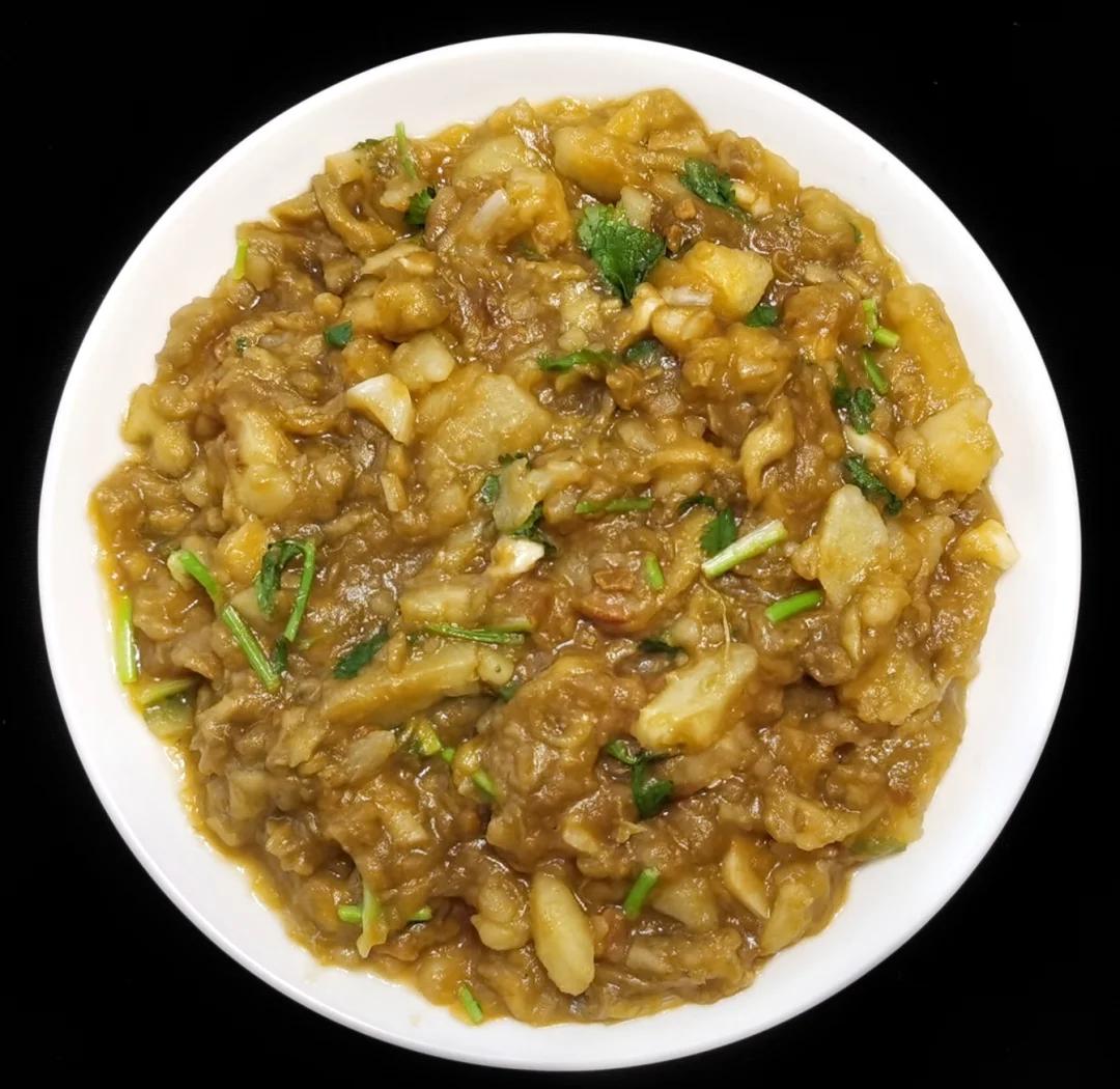 土豆炒茄子的家常做法(土豆炒茄子好吃又简单不过油) 土豆炒茄子的家常做法(土豆炒茄子好吃又简单不过油)