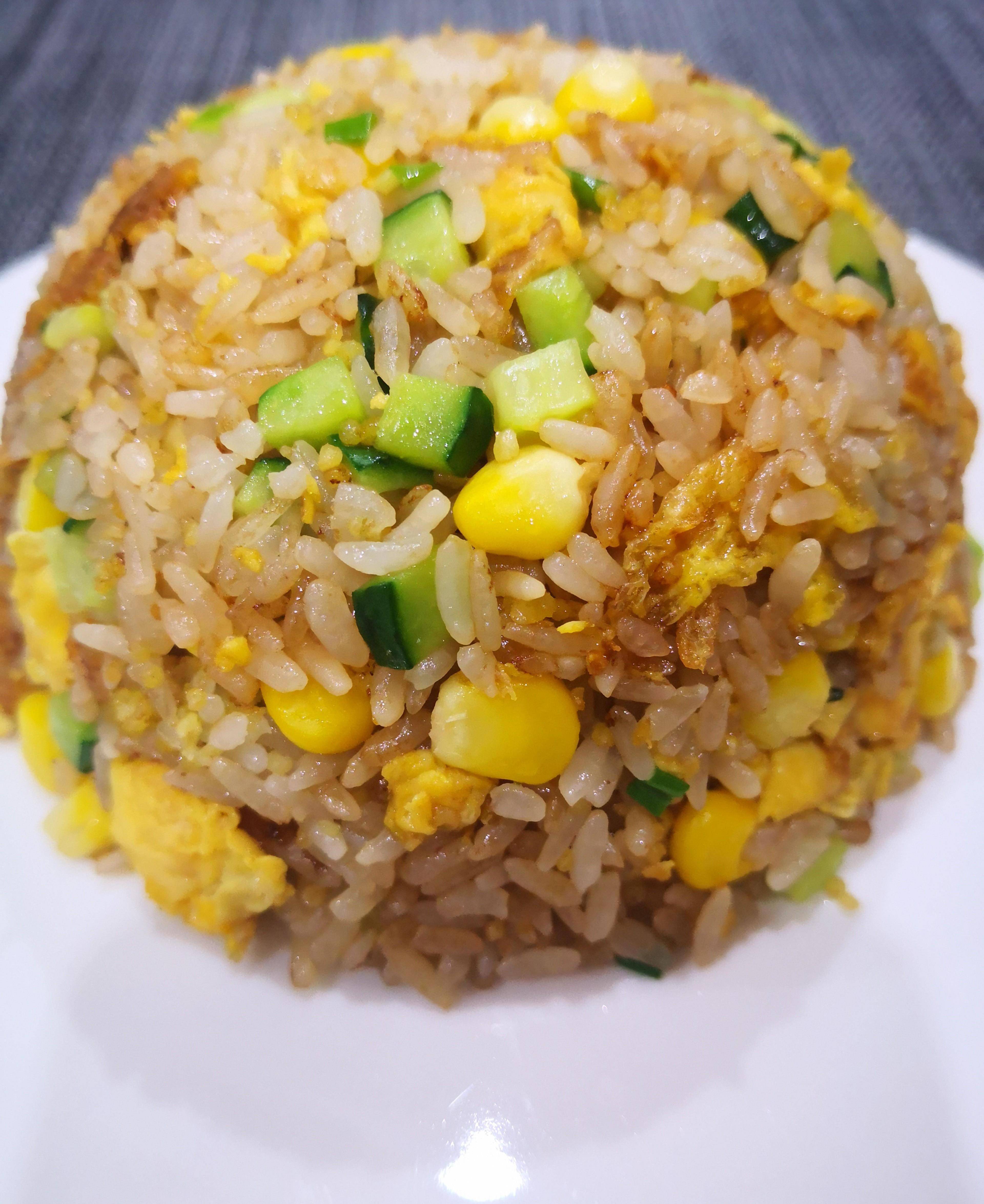 炒蛋做早餐(早餐炒鸡蛋怎么做好吃)