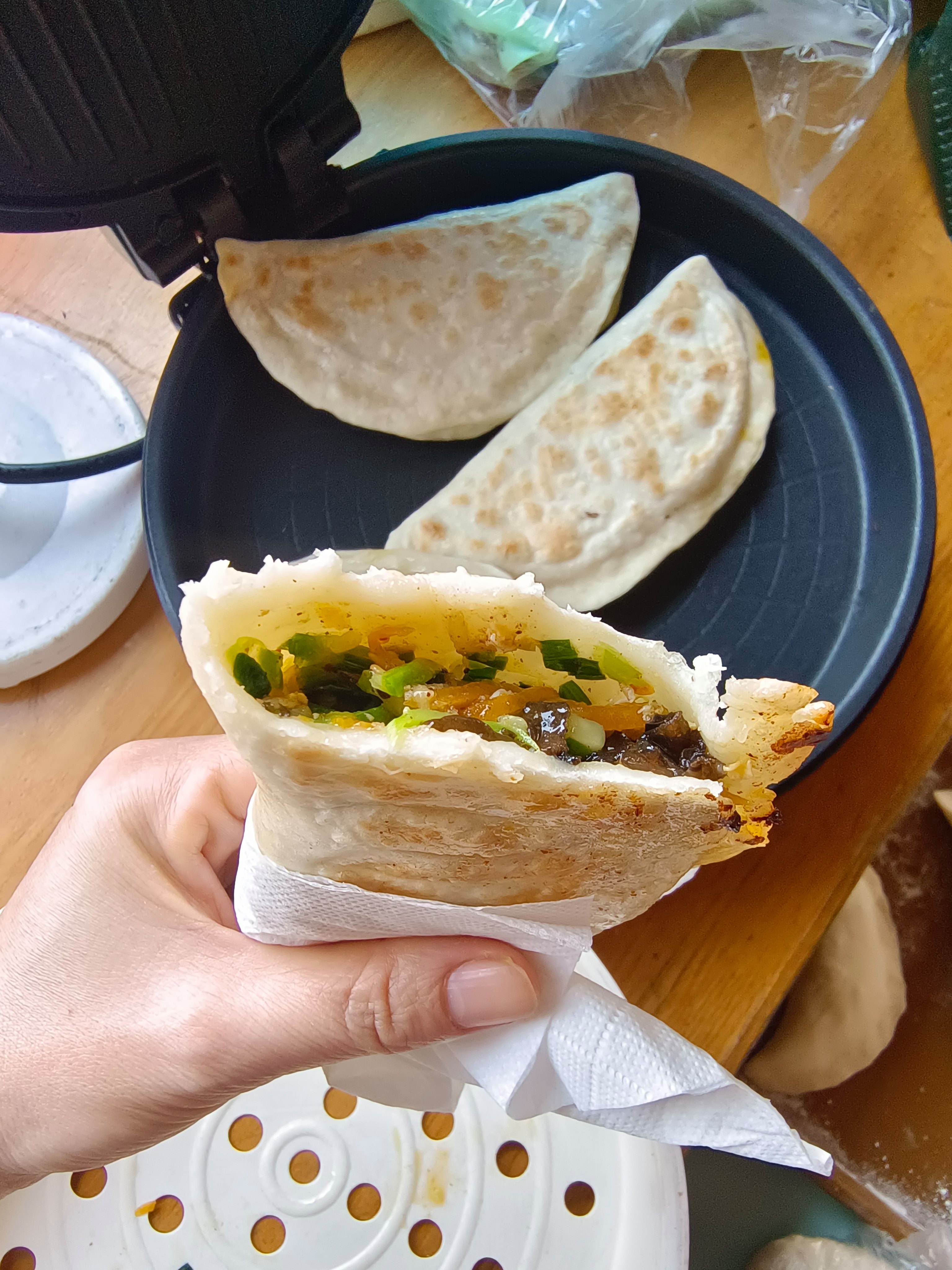 电饼铛早餐煎饼(电饼铛早餐煎饼怎么做)