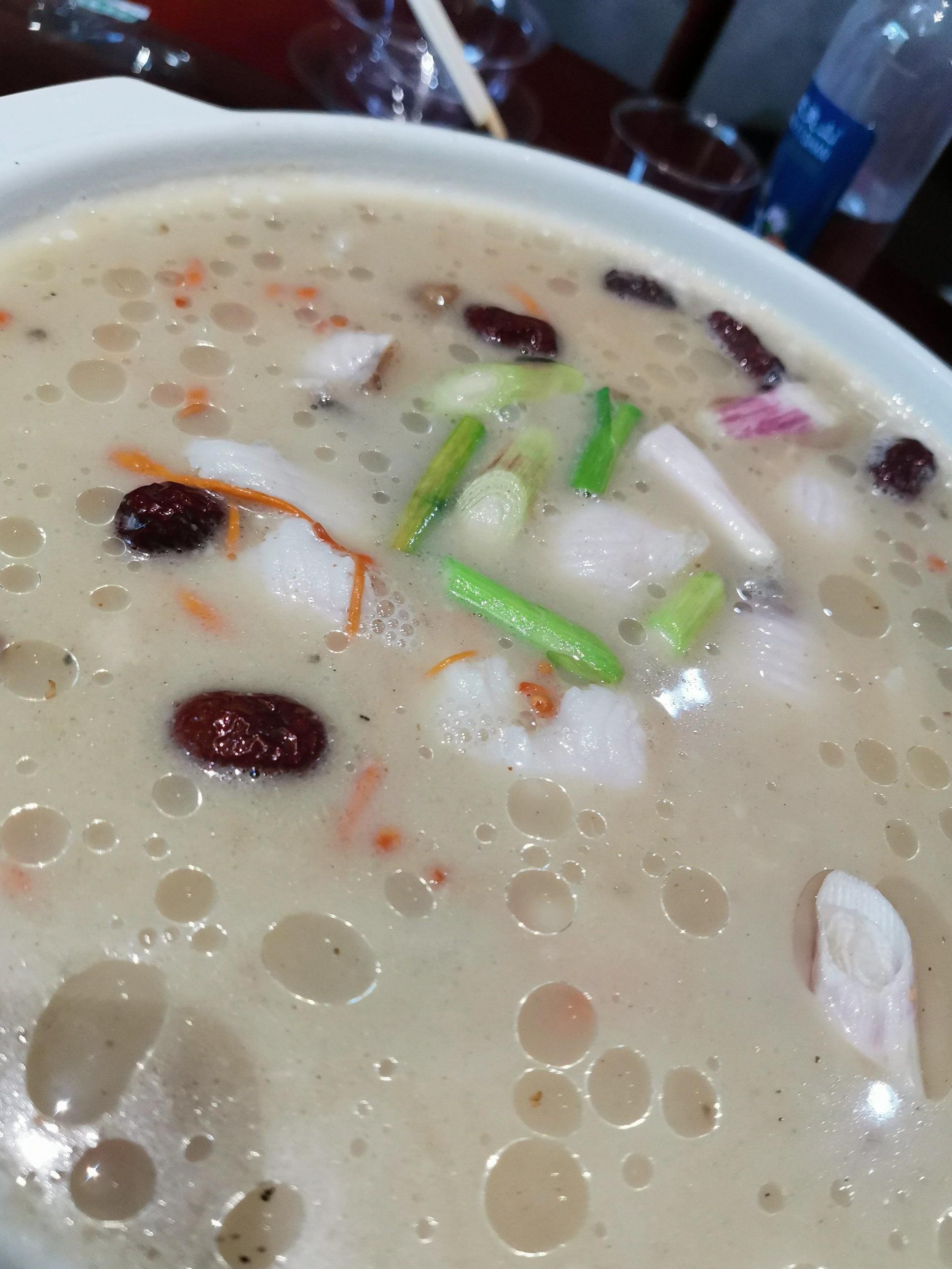 成都酒店特色汤图片(成都酒店攻略2020)