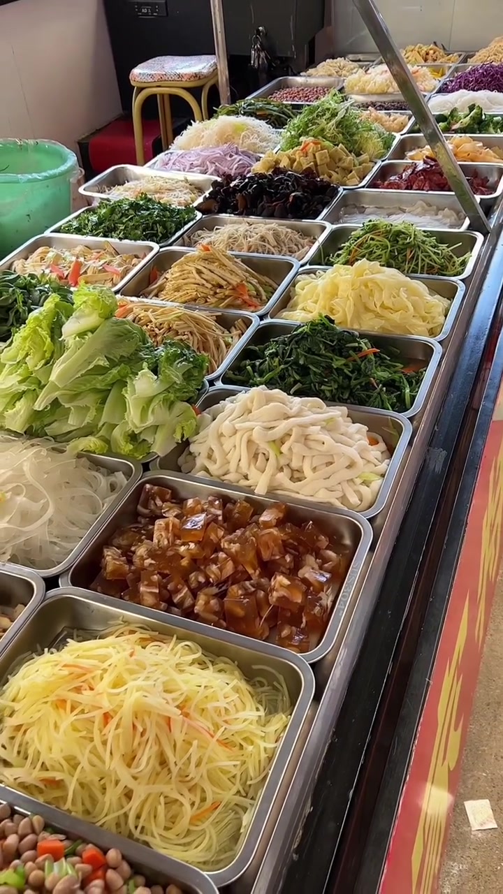 拌凉菜配什么主食(一般拌凉菜放什么调料) 拌凉菜配什么主食(一般拌凉菜放什么调料)