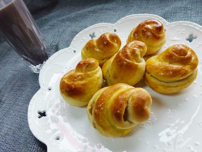 早餐面包子(早餐包子搭配什么最好吃)