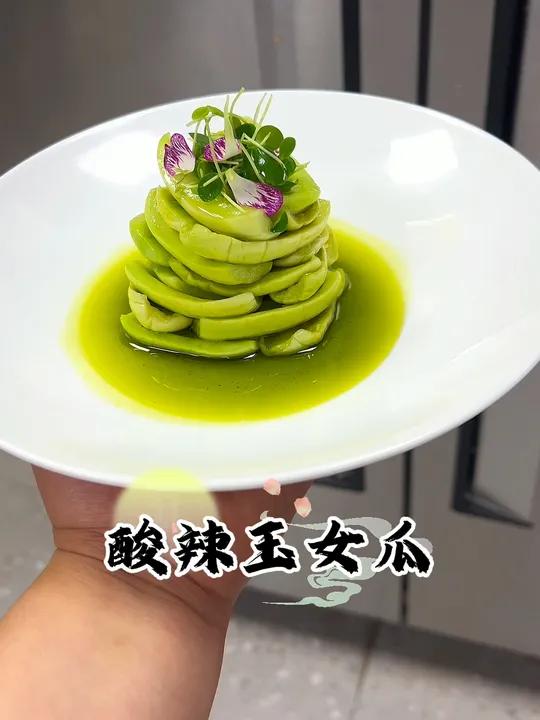 凉菜酸了怎么吃(凉菜酸了吃了有事嘛)