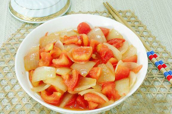 西红柿黄瓜洋葱凉菜(洋葱西红柿黄瓜拌着吃) 西红柿黄瓜洋葱凉菜(洋葱西红柿黄瓜拌着吃)