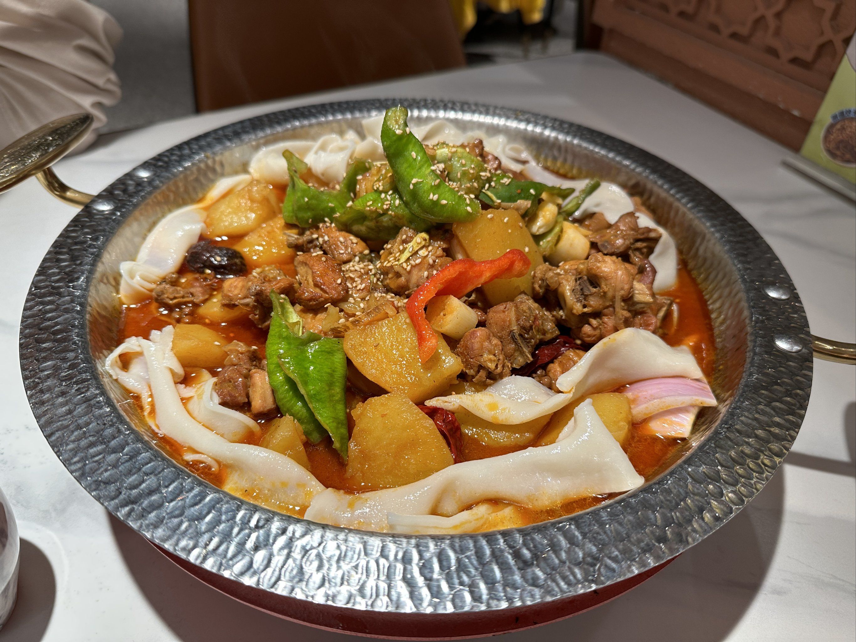 新疆菜特色(新疆菜特色菜爆炒虾尾)