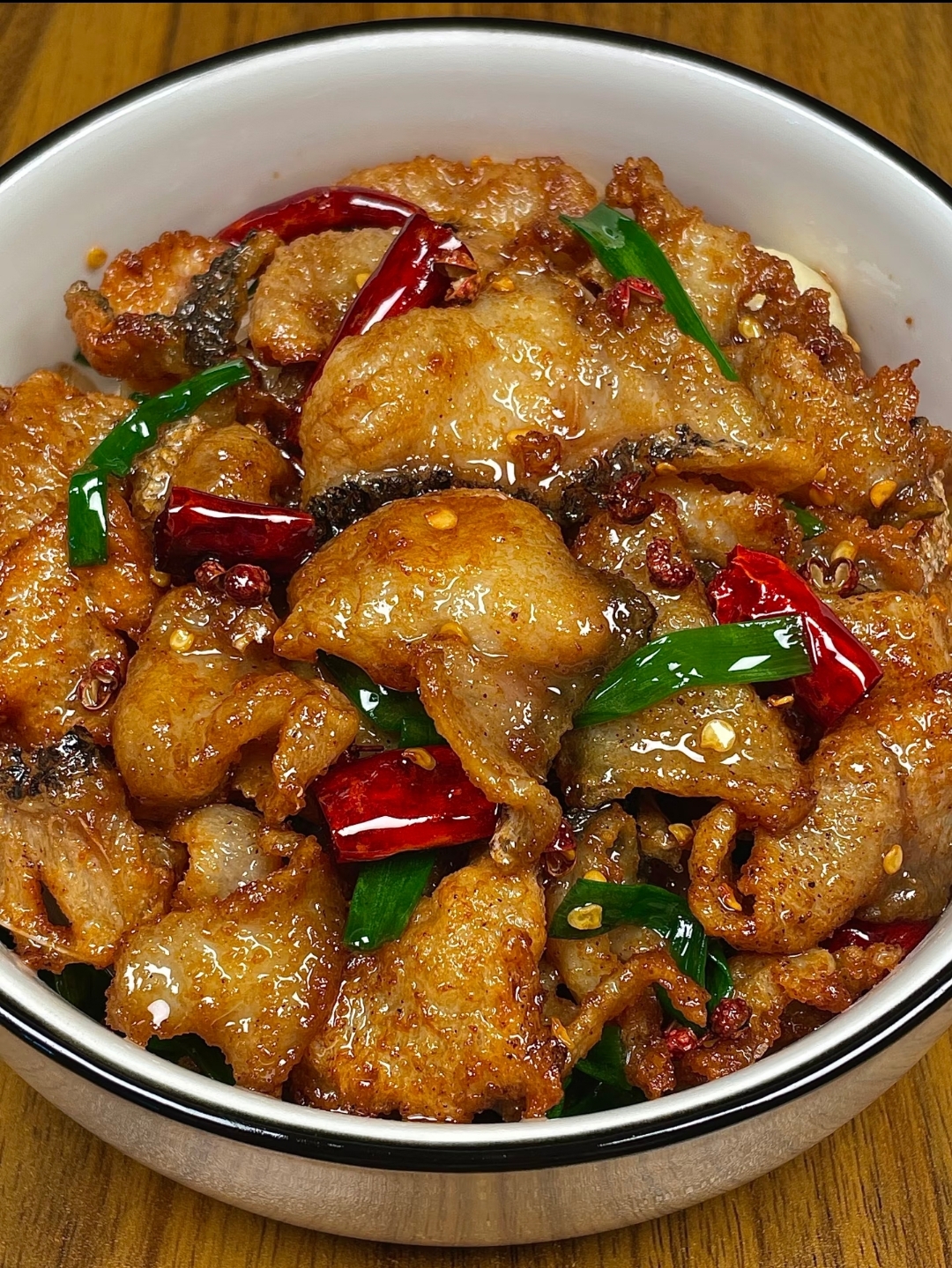 特色麻辣炒鱼(炒麻辣鱼片的家常做法窍门) 特色麻辣炒鱼(炒麻辣鱼片的家常做法窍门)