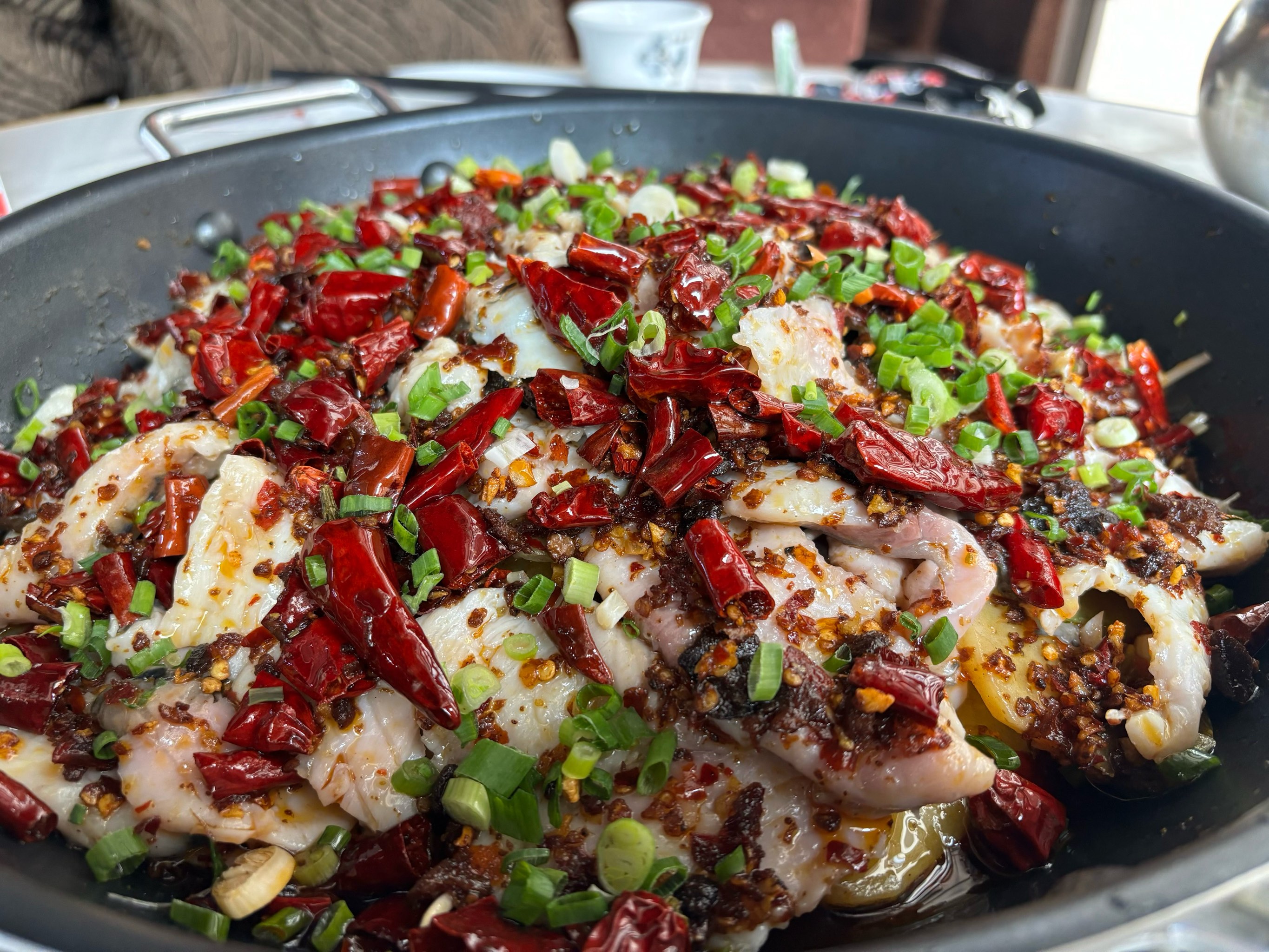 特色麻辣炒鱼(炒麻辣鱼片的家常做法窍门) 特色麻辣炒鱼(炒麻辣鱼片的家常做法窍门)