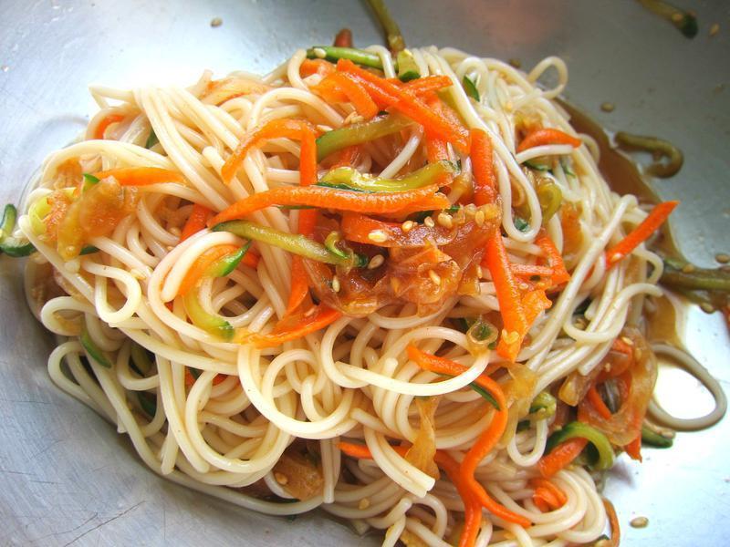 港城路素菜拌面(素菜拌面做法大全家常做法)