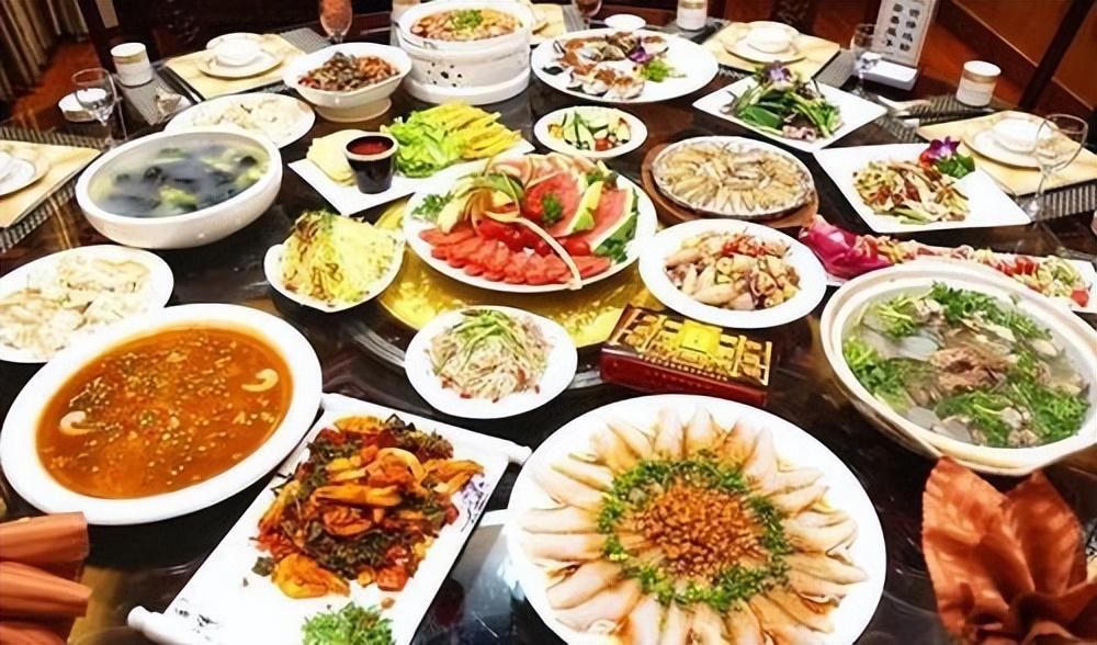 中国各地特色宴席(中国各地特色宴席图片) 中国各地特色宴席(中国各地特色宴席图片)