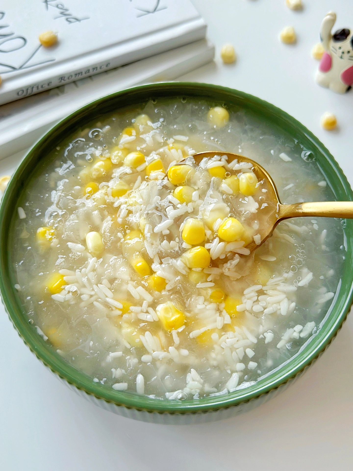 银耳玉米糖水小吃(银耳玉米甜汤的做法) 银耳玉米糖水小吃(银耳玉米甜汤的做法)
