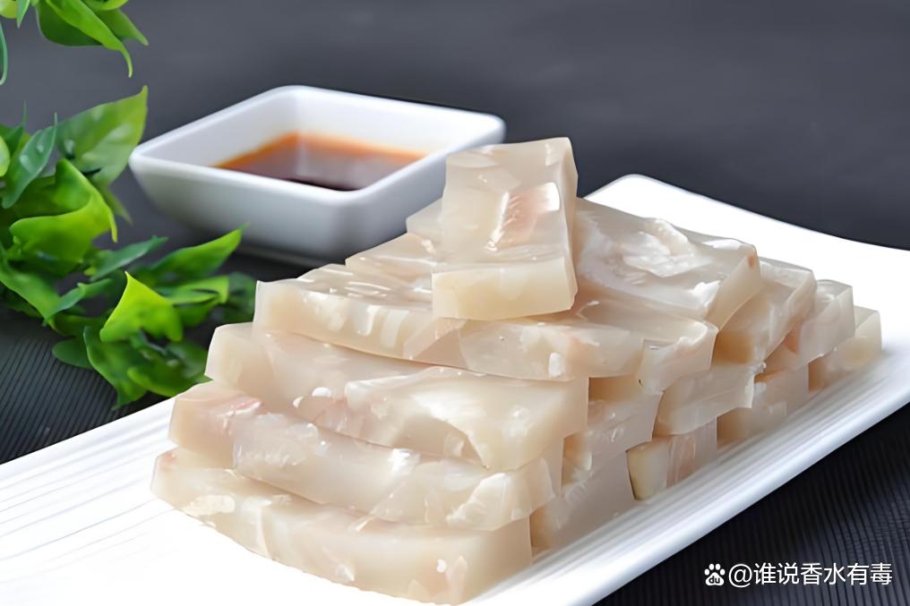 东北特色美食肉皮冻(东北特色美食肉皮冻图片)