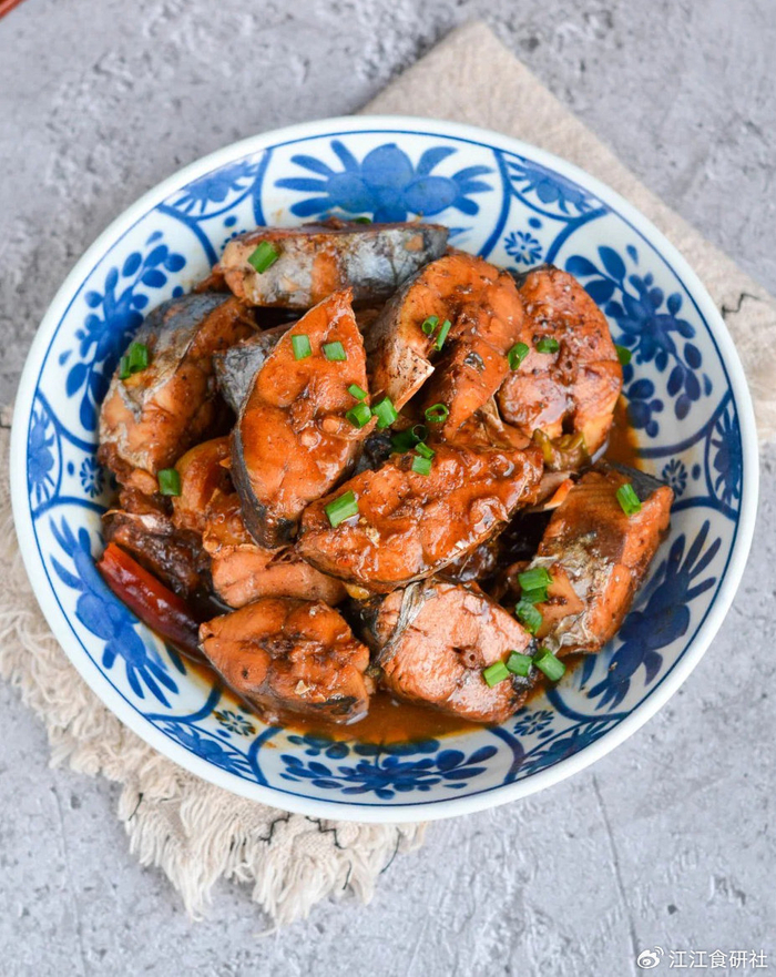 家常炒鲅鱼(怎样炒鲅鱼块窍门)