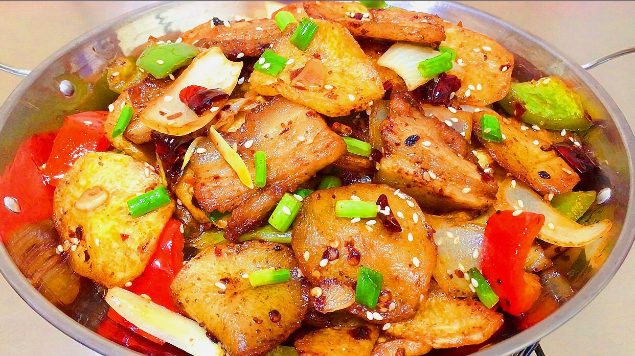 家常干锅土豆图片(家常干锅土豆图片真实) 家常干锅土豆图片(家常干锅土豆图片真实)