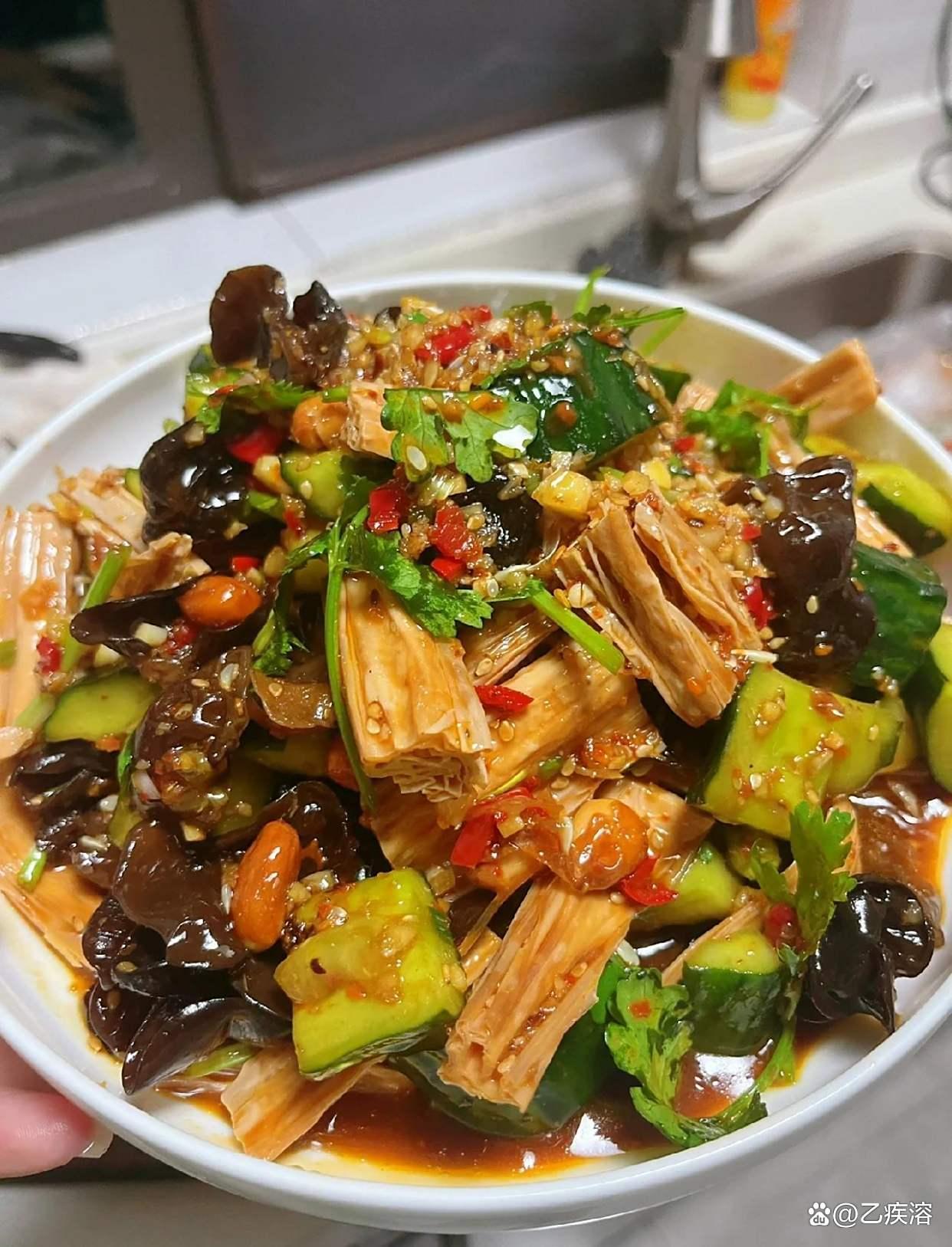 爽口凉菜的(40种吃了停不下来的爽口凉菜做法)