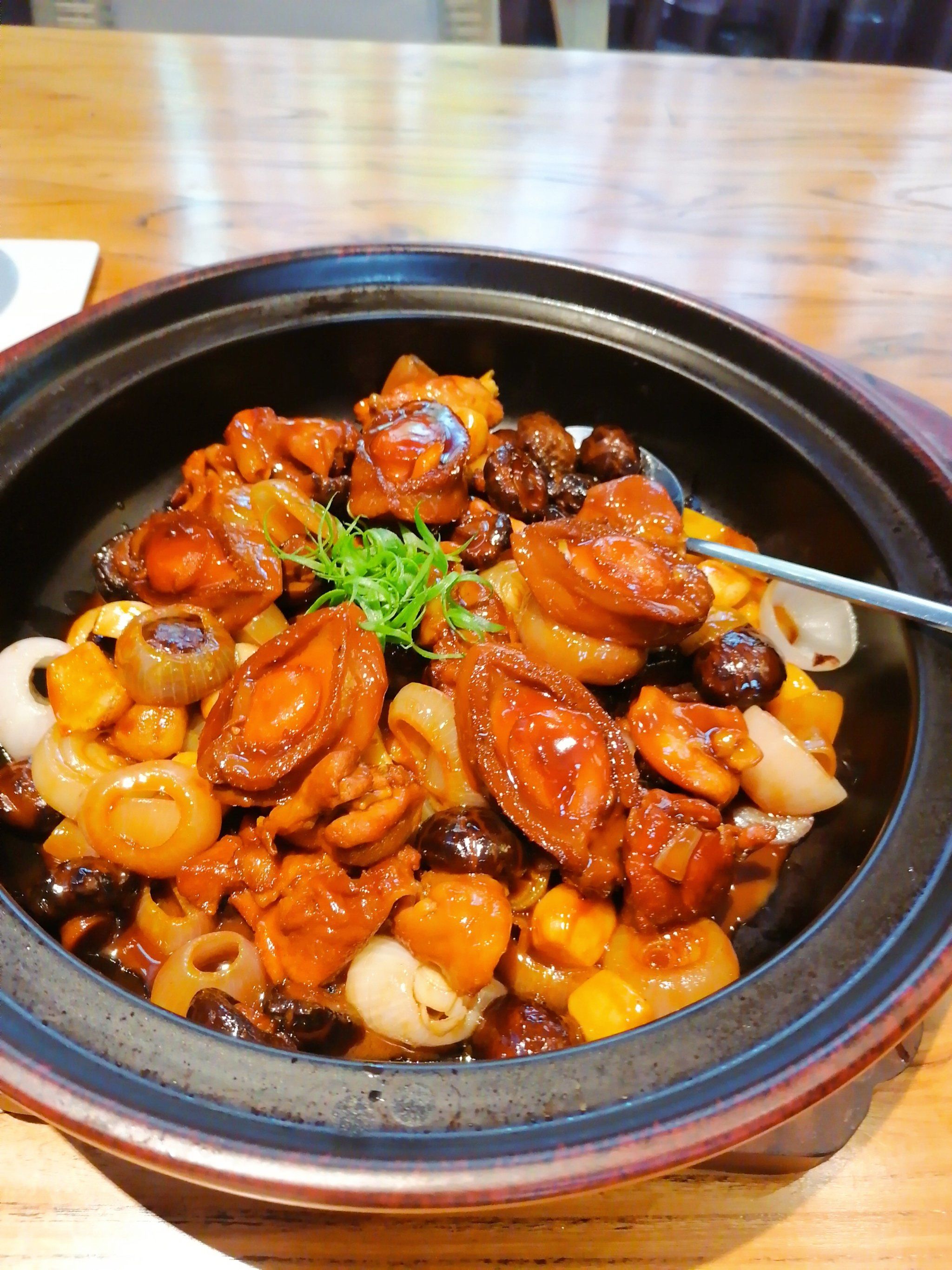 菜品特色装盘图片(特色菜摆盘图片大全)