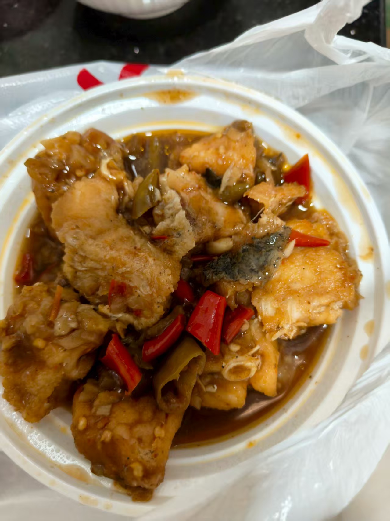 红烧理鱼块的家常做法(红烧鲤鱼块的做法最正宗的做法)