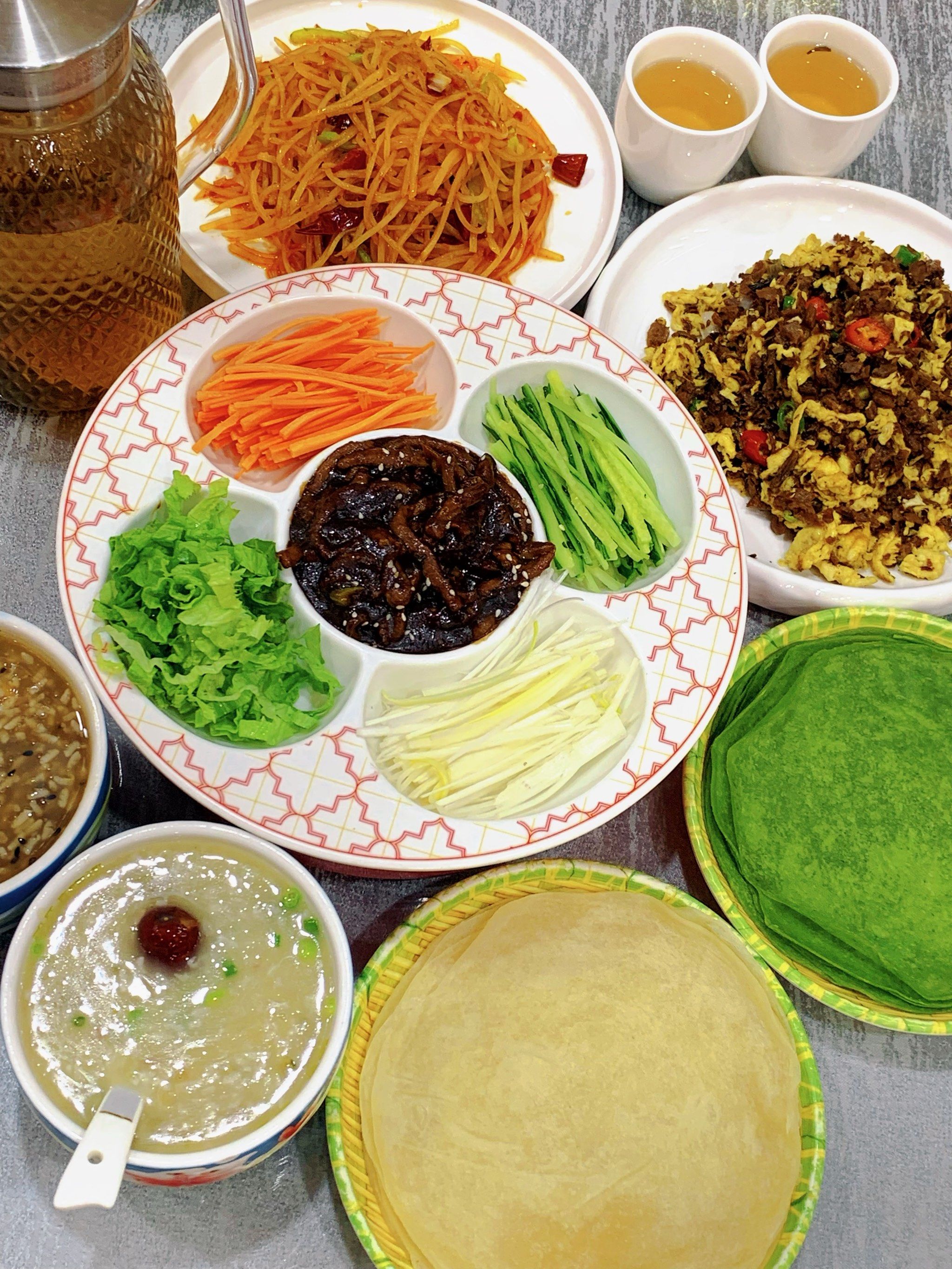 家常春饼的做法(春饼家庭做法视频) 家常春饼的做法(春饼家庭做法视频)