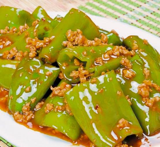 门口早餐牌子素菜(早餐门口广告牌子图片胡辣汤)