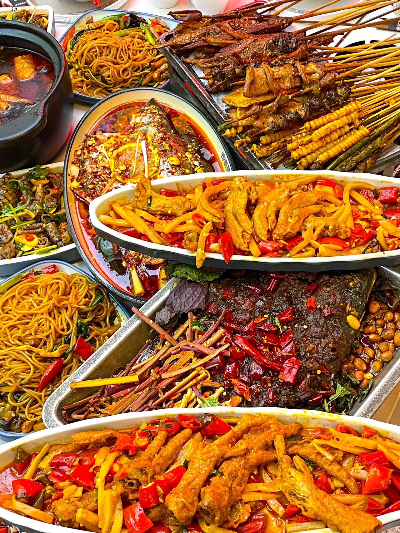 排队特辣小吃(排队特辣小吃图片大全)