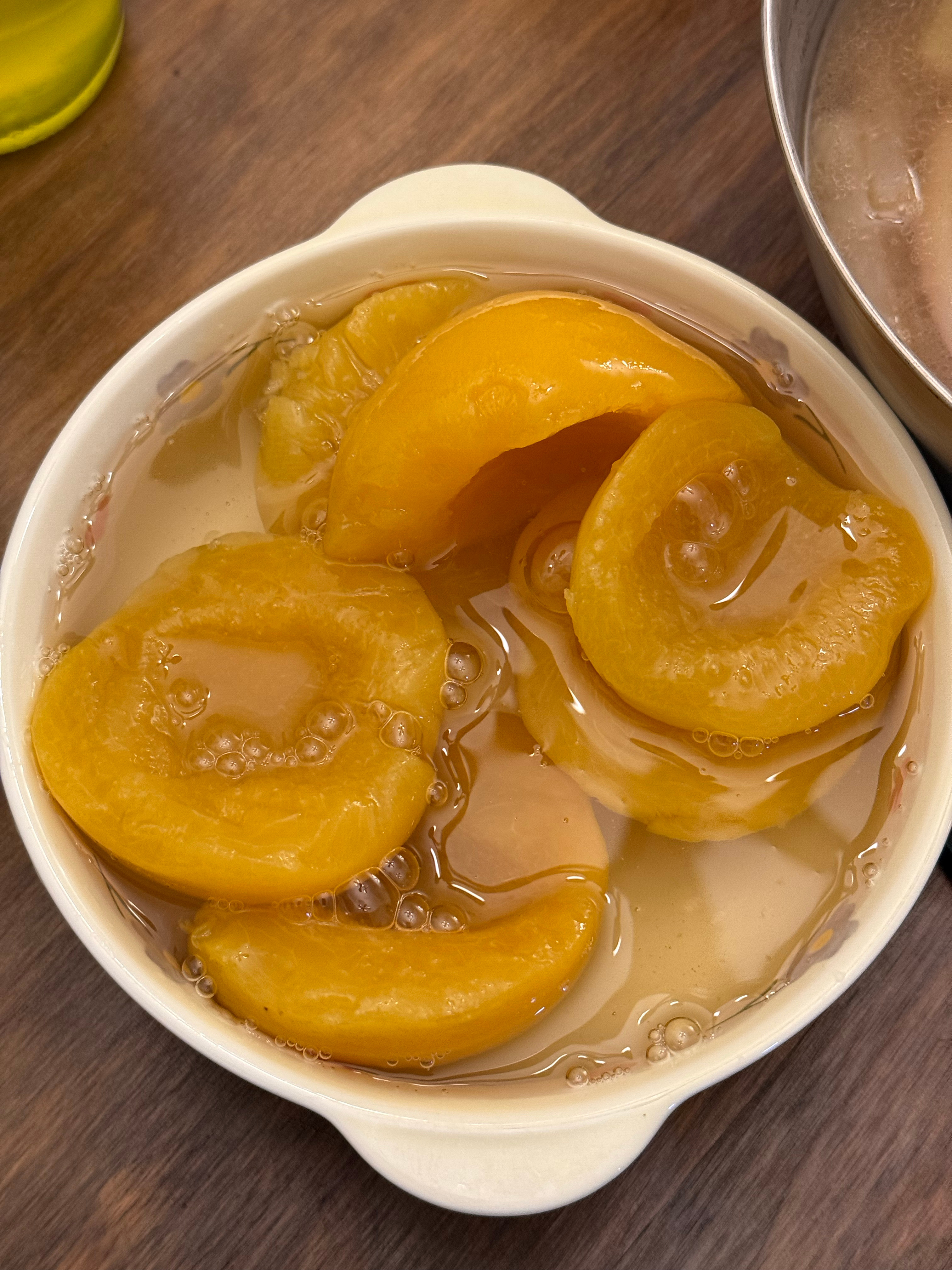 黄桃罐头凉菜(黄桃罐头做什么菜)