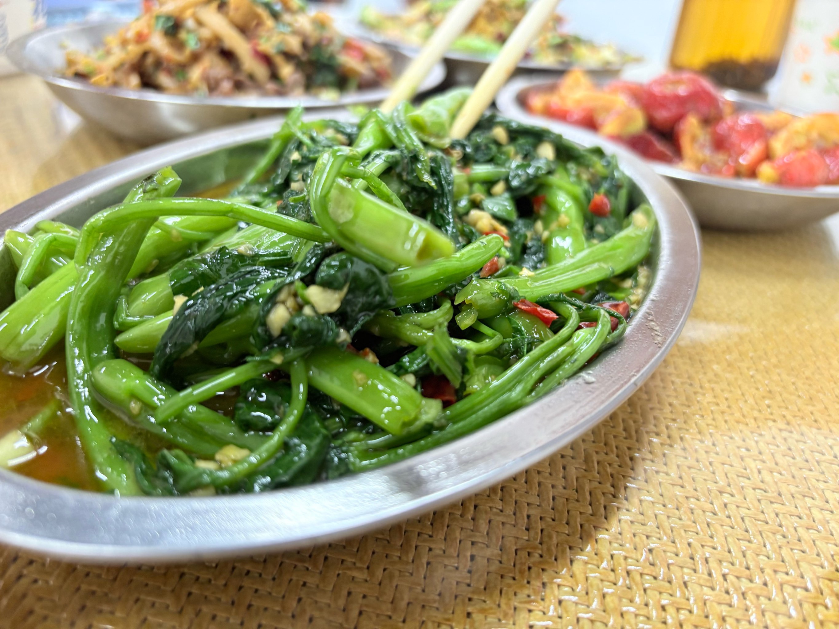 臭豆腐煮素菜(臭豆腐做成菜的好吃做法) 臭豆腐煮素菜(臭豆腐做成菜的好吃做法)